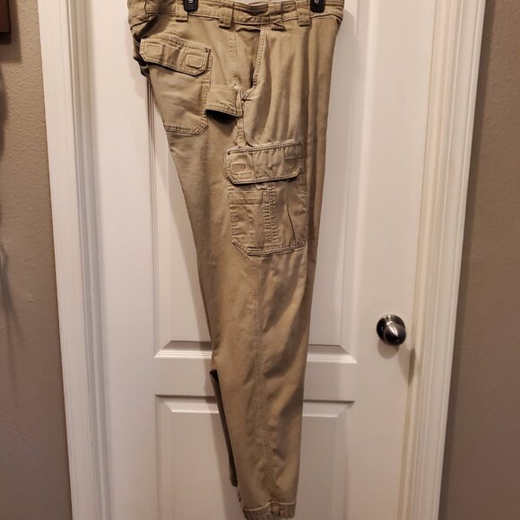 DuluthFlex Fire Hose Canvas Cargo Pants - Rugged Workwear Khaki - Picture 4 of 9